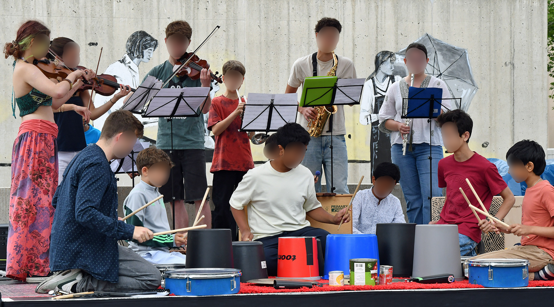 Eine Gruppe Musizierender